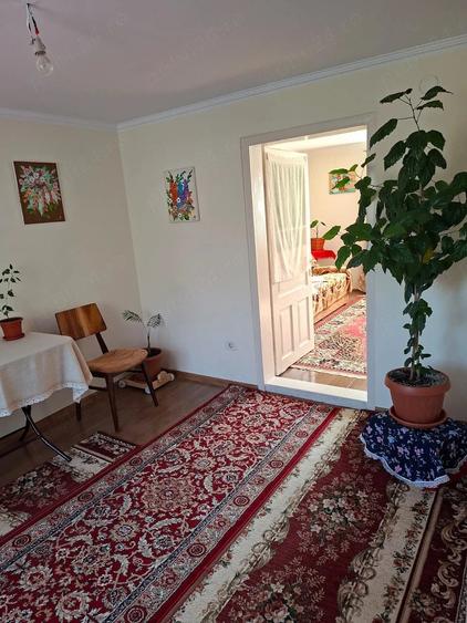 Casă cu 5 camere cu Teren 250 Mp în Ițcani