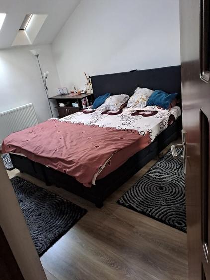 Apartament cu 3 camere decomandat în Sub Arini