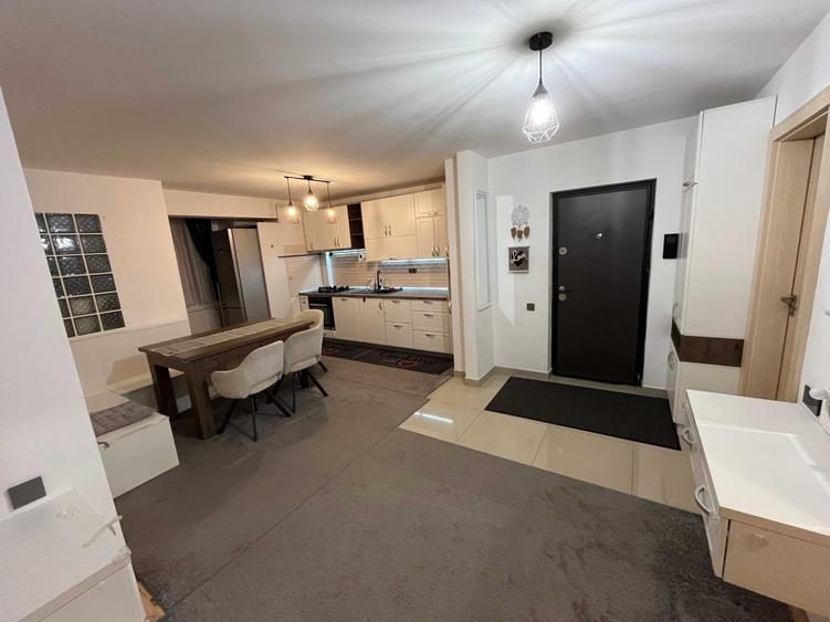 Apartament cu 2 camere în Aurel Vlaicu