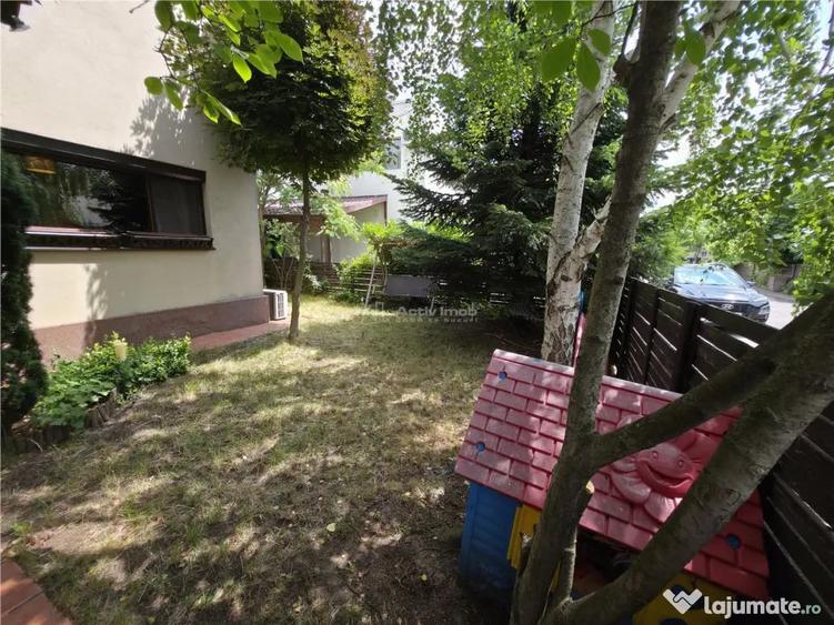 Casă cu 4 camere cu Teren 180 Mp în 1 Decembrie