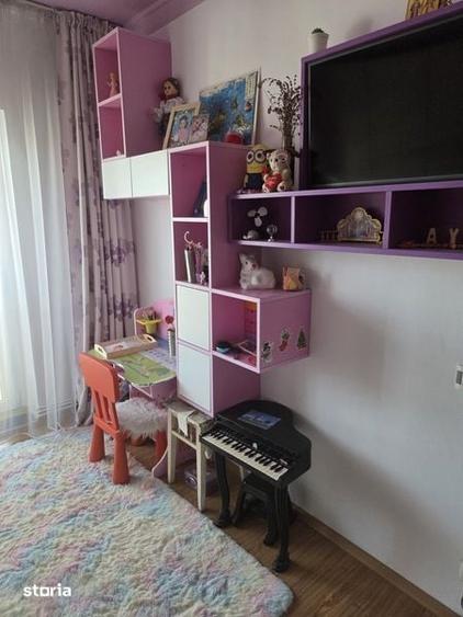 Apartament cu 3 camere semidecomandat în Central