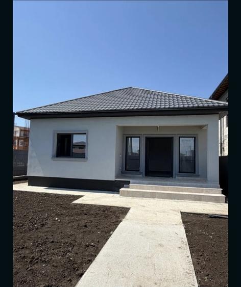 Casă individuală cu 4 camere cu Teren 450 Mp în Cumpăna