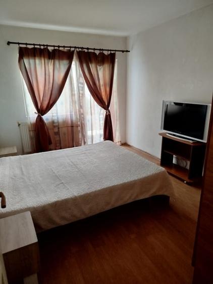 Apartament cu 2 camere decomandat, mobilat în Independenței