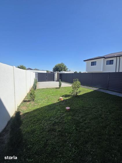 Casă cu 4 camere cu Teren 270 Mp în Central