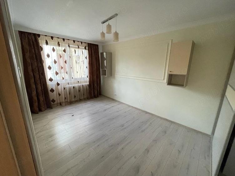 Apartament cu 2 camere decomandat în Precista
