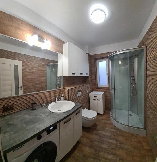 Apartament cu 2 camere decomandat în Florești