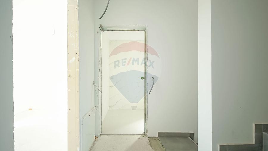 Duplex cu 5 camere cu Teren 178 Mp în Tărlungeni