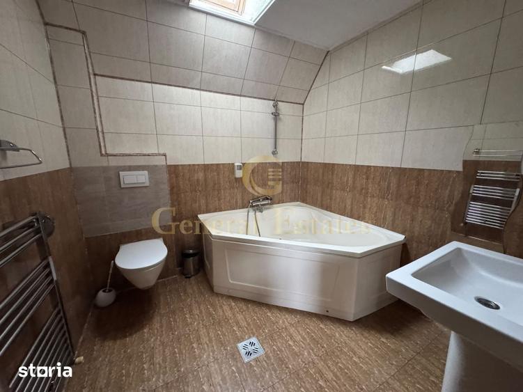 Casă cu Teren 432 Mp în Astra