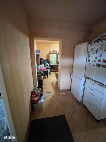Casa de vanzare in apropierea Pie?ei de Rusi - 8