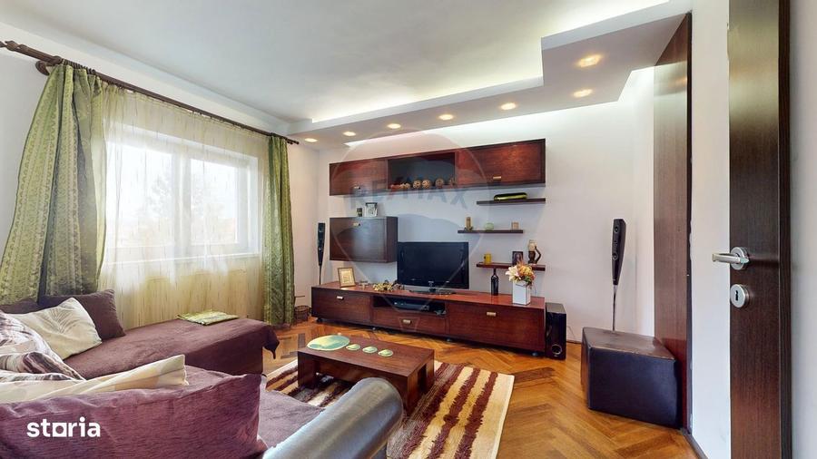 Apartament cu 2 camere decomandat, mobilat în Central