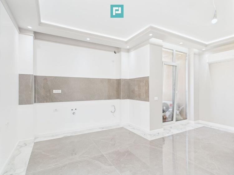 Apartament cu 3 camere decomandat în Torontalului