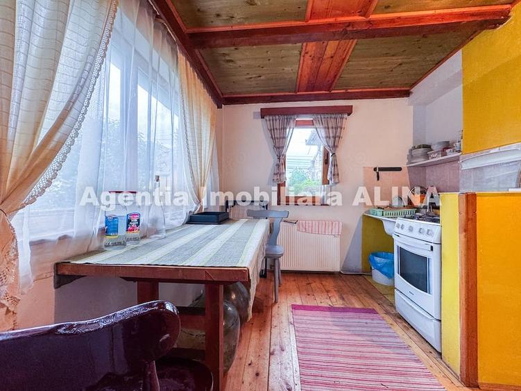Casă cu 3 camere cu Teren 500 Mp în Central