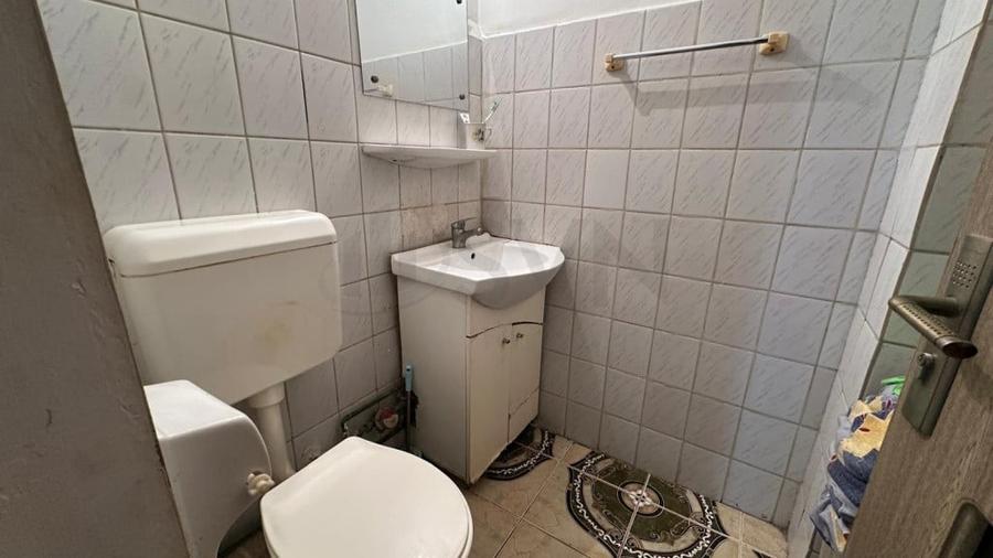 Apartament cu 3 camere decomandat în Unirii
