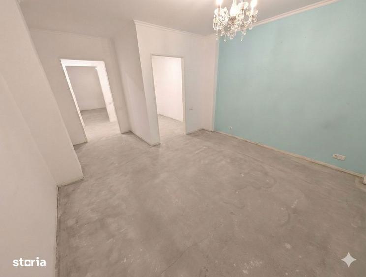 Apartament cu 3 camere în Central — fotografia 3
