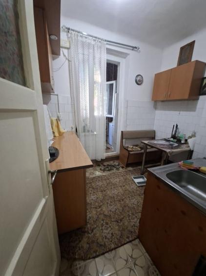 Apartament cu 2 camere decomandat, mobilat în Ultracentral