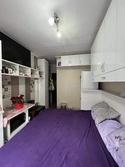 Garsonieră nedecomandată în UTA