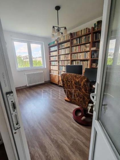 Apartament cu 3 camere decomandat în Gheorgheni