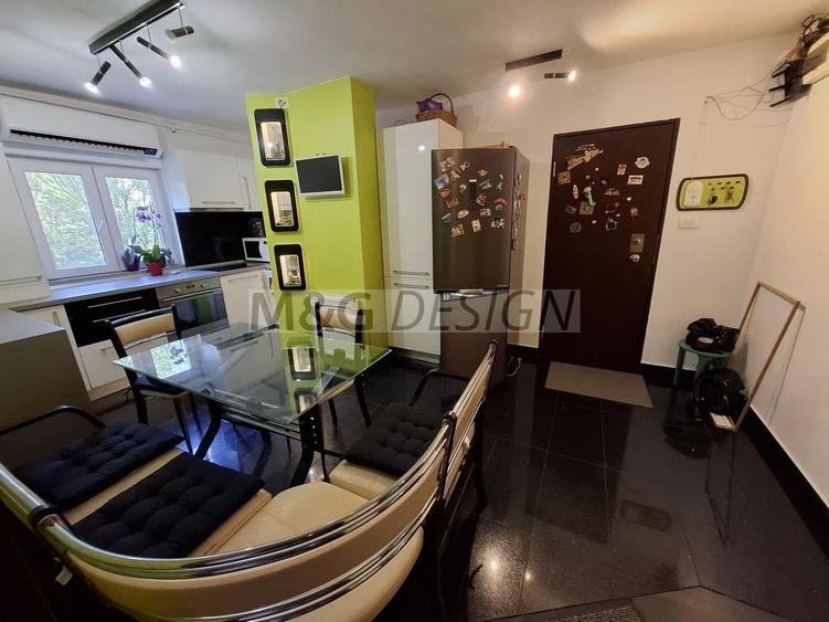 Apartament cu 3 camere decomandat, mobilat în Lunei