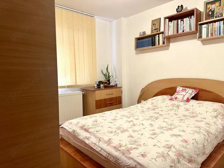 Apartament cu 3 camere semidecomandat în Govândari