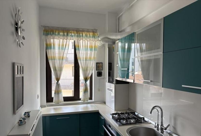 Apartament cu 2 camere semidecomandat, mobilat în Unirii