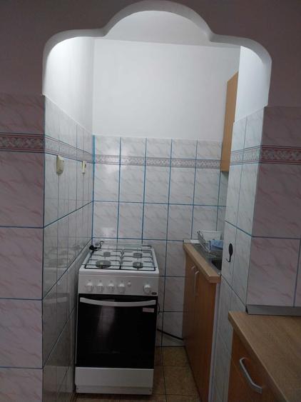 Apartament cu 3 camere decomandat în Nufărul