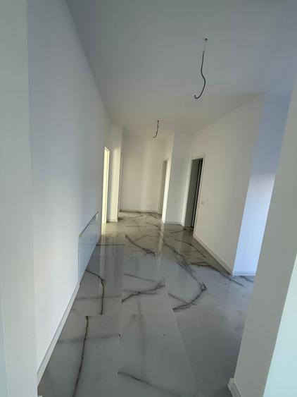 Casă cu 4 camere în Adunații-Copăceni