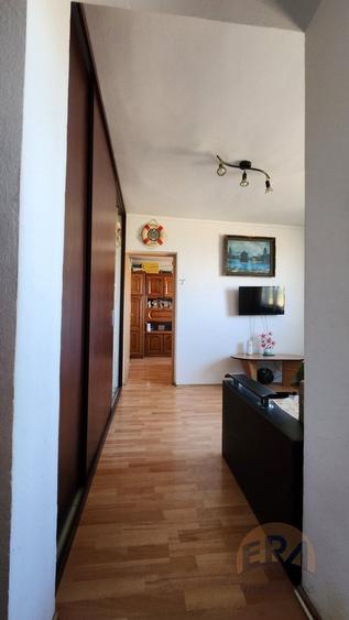 Apartament cu 2 camere semidecomandat, mobilat în Exterior Vest