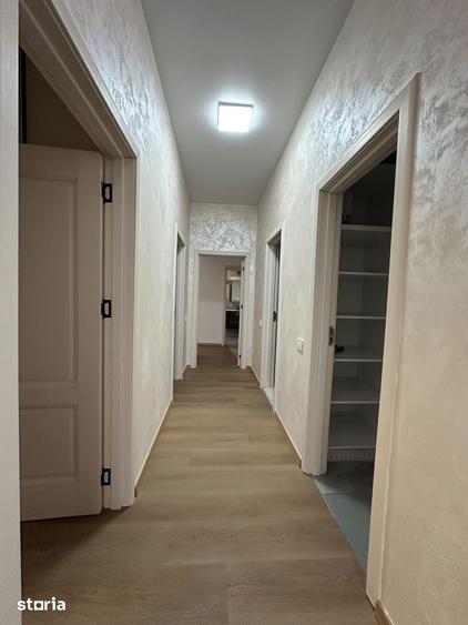 Apartament cu 4 camere în Central