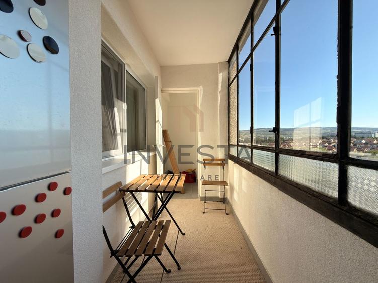 Apartament cu 2 camere decomandat, mobilat în Între Lacuri