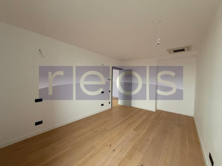 Apartament cu 3 camere decomandat în Floreasca