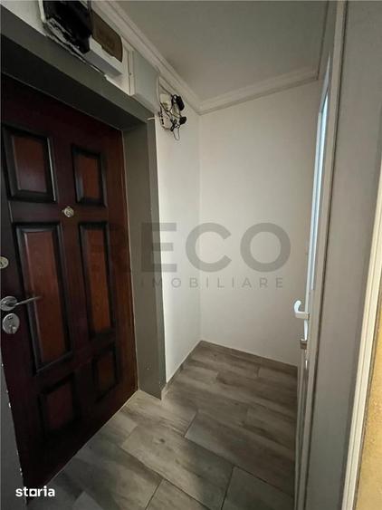 Garsonieră decomandată în Central