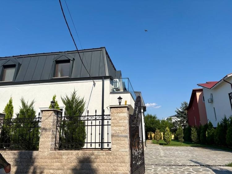 Casă individuală cu 4 camere cu Canalizare în Voluntari