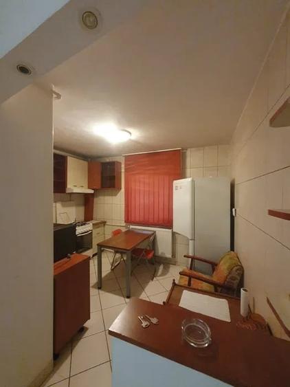 Apartament cu 2 camere decomandat, mobilat în Gorjului