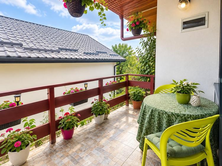 Casă individuală cu 5 camere cu Canalizare în Fundeni