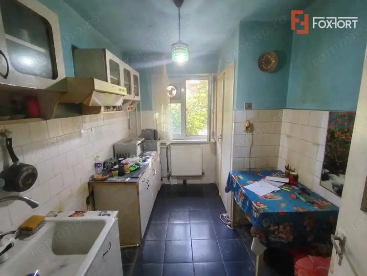 Apartament cu 2 camere semidecomandat în Dâmbovița