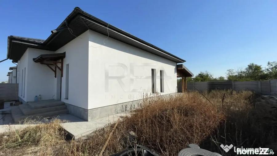 Casă cu 3 camere cu Teren 500 Mp în Central