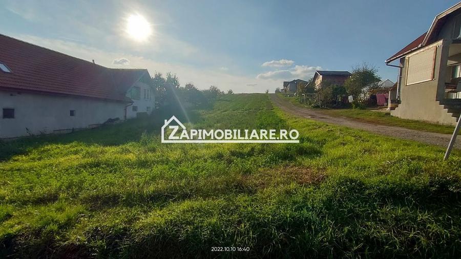 Teren Construcții intravilan de 2248 mp, în Nazna