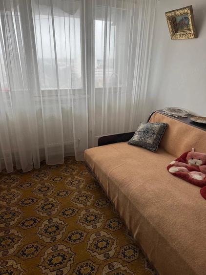 Apartament cu 3 camere decomandat în Bălcescu
