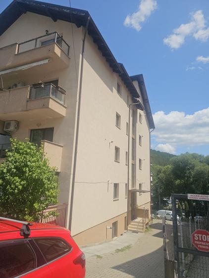 Apartament cu 2 camere în Aiton