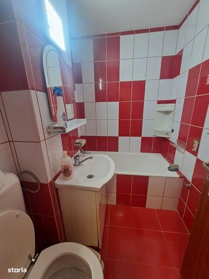 Apartament cu 3 camere decomandat, mobilat în Fundeni