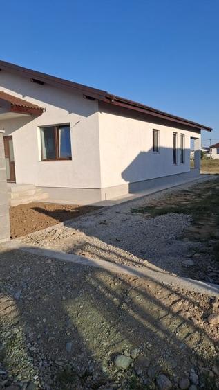 Casă cu 3 camere în Oșorhei
