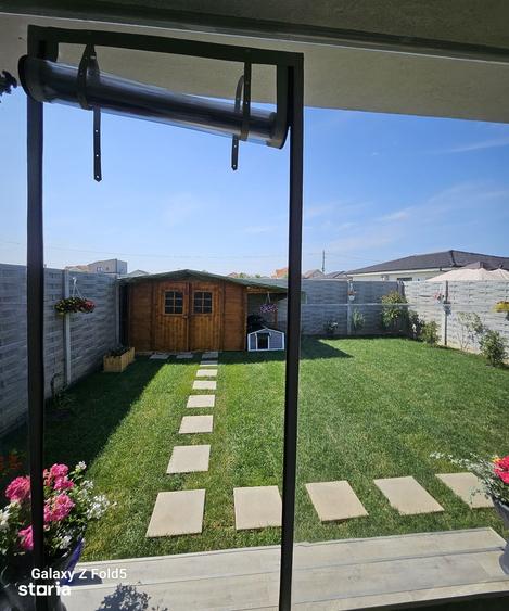 Casă cu 3 camere decomandat cu Teren 250 Mp în Nojorid