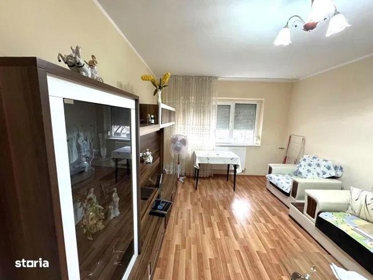 Apartament cu 2 camere, mobilat în Vest