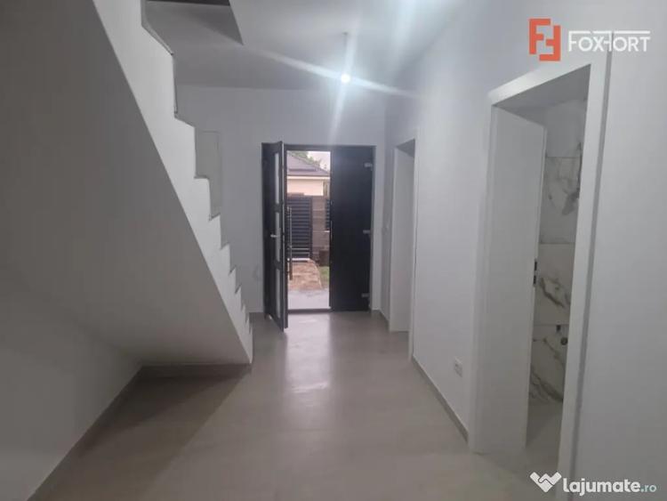 Casă cu 4 camere cu Teren 300 Mp în Moșnița Veche
