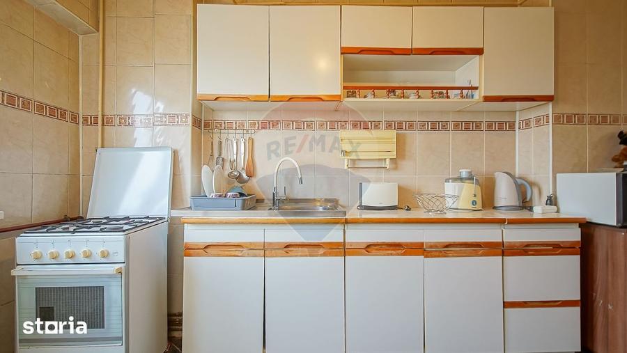 Apartament cu 3 camere decomandat, mobilat în Astra