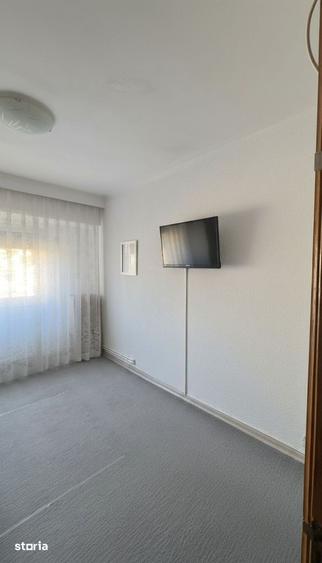 Apartament cu 3 camere decomandat în Inel II