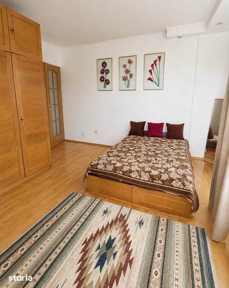 Apartament cu 3 camere decomandat în Griviței