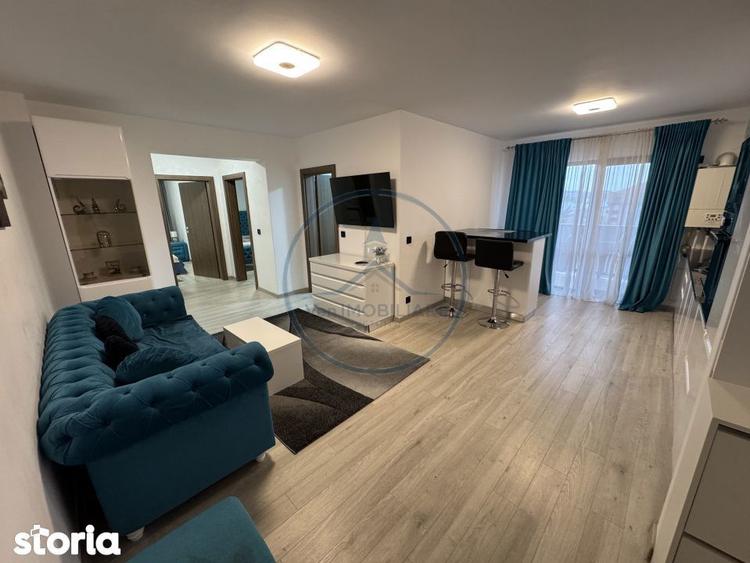Apartament cu 3 camere, mobilat în Independenței