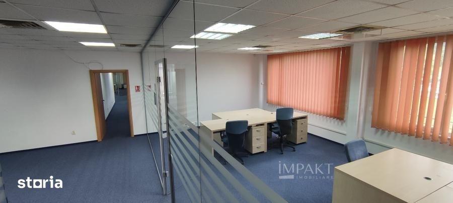 Spațiu comercial, de 650 mp, în Gruia