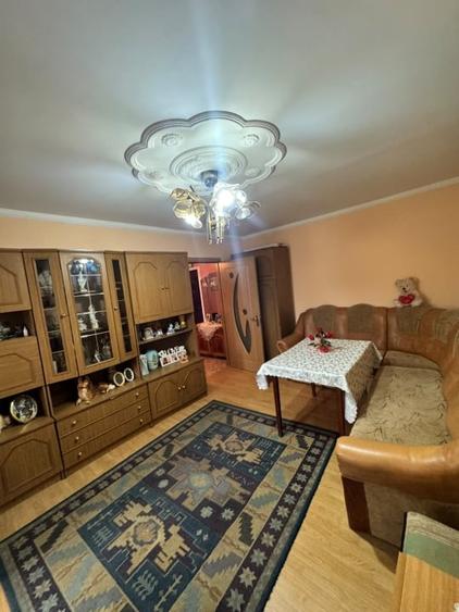 Apartament cu 2 camere decomandat, mobilat în Hotvon